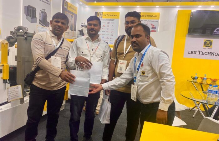 Visitor group interaction with Lex Technoaid team – IMTEX 2025